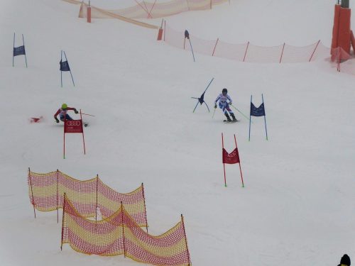 Zwei Spuren im Schnee - Parallelslalom am Seebuck